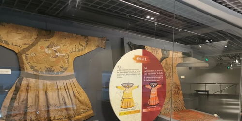 乾隆色谱2.0 清代宫廷丝织品的色彩重建与现代汽车设计的灵感交融